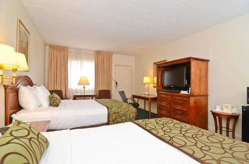 Red Roof Inn & Suites Hazleton Room photo